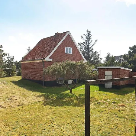 Three-bedroom Holiday In 73 Дом отдыха
